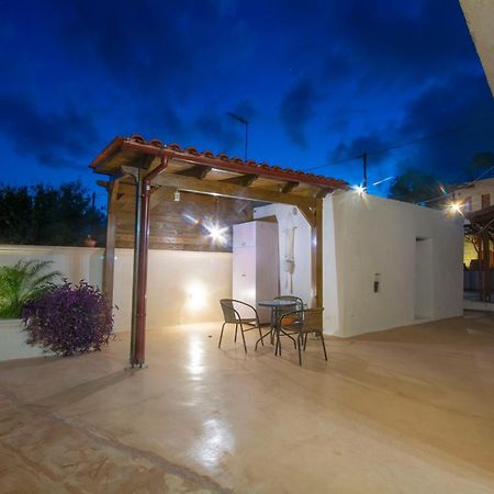 La Casa De Ioanna Apartment Kíssamos Екстериор снимка