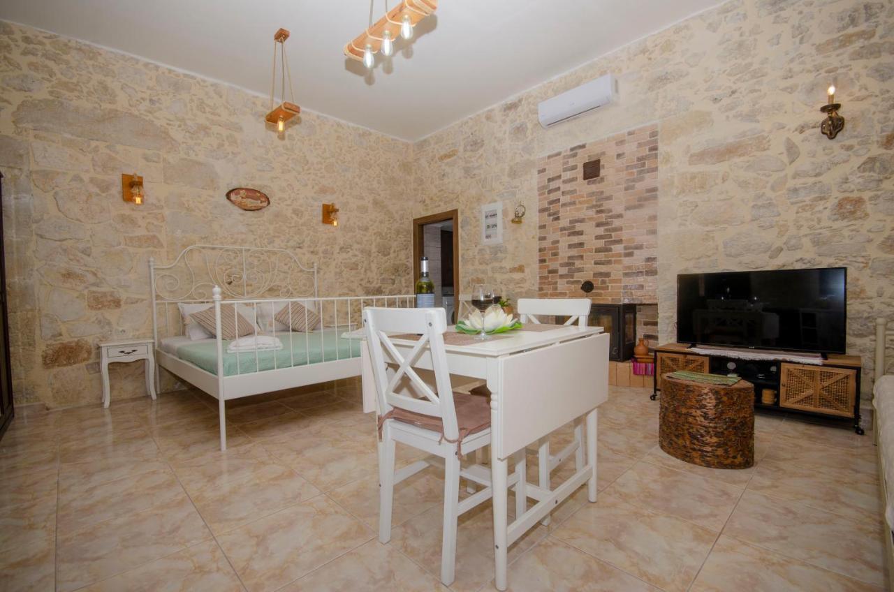La Casa De Ioanna Apartment Kíssamos Екстериор снимка