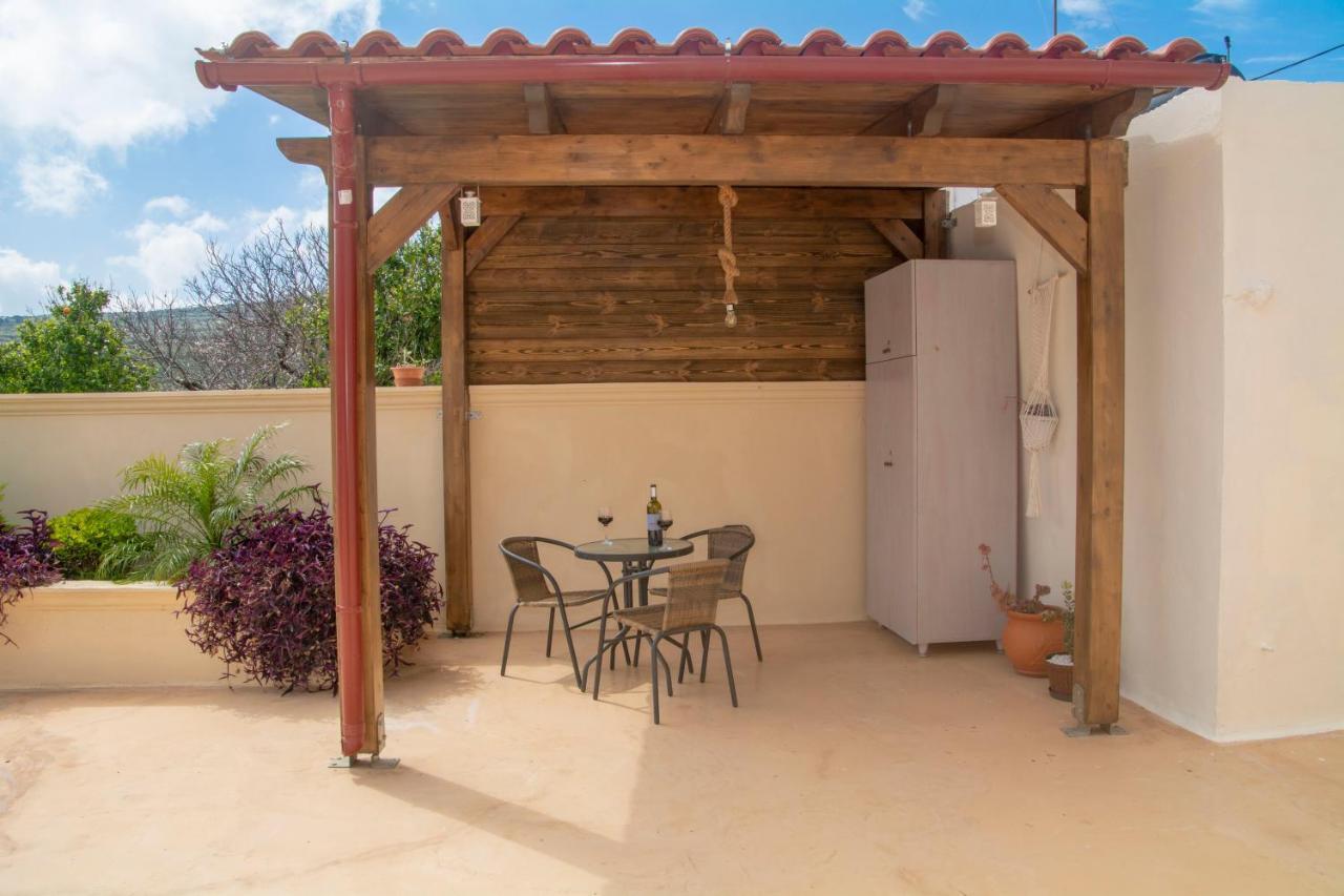 La Casa De Ioanna Apartment Kíssamos Екстериор снимка