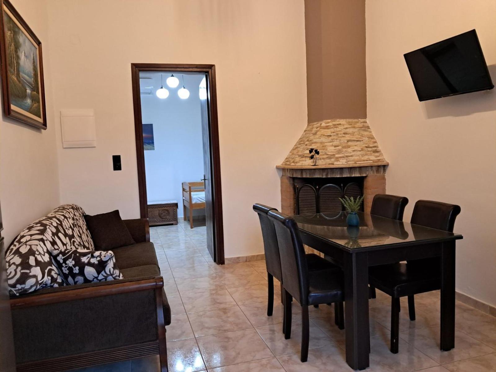La Casa De Ioanna Apartment Kíssamos Екстериор снимка