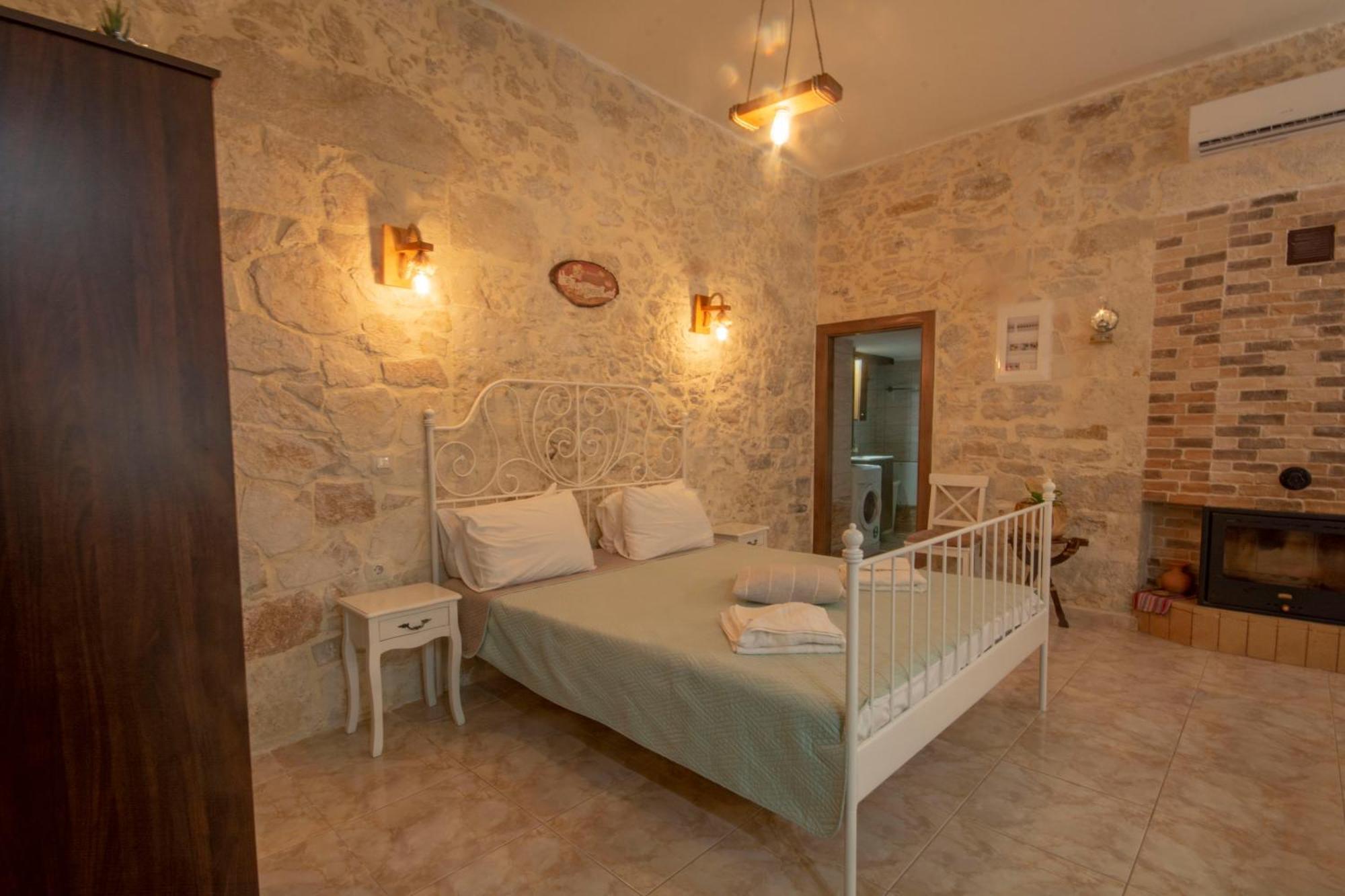 La Casa De Ioanna Apartment Kíssamos Екстериор снимка