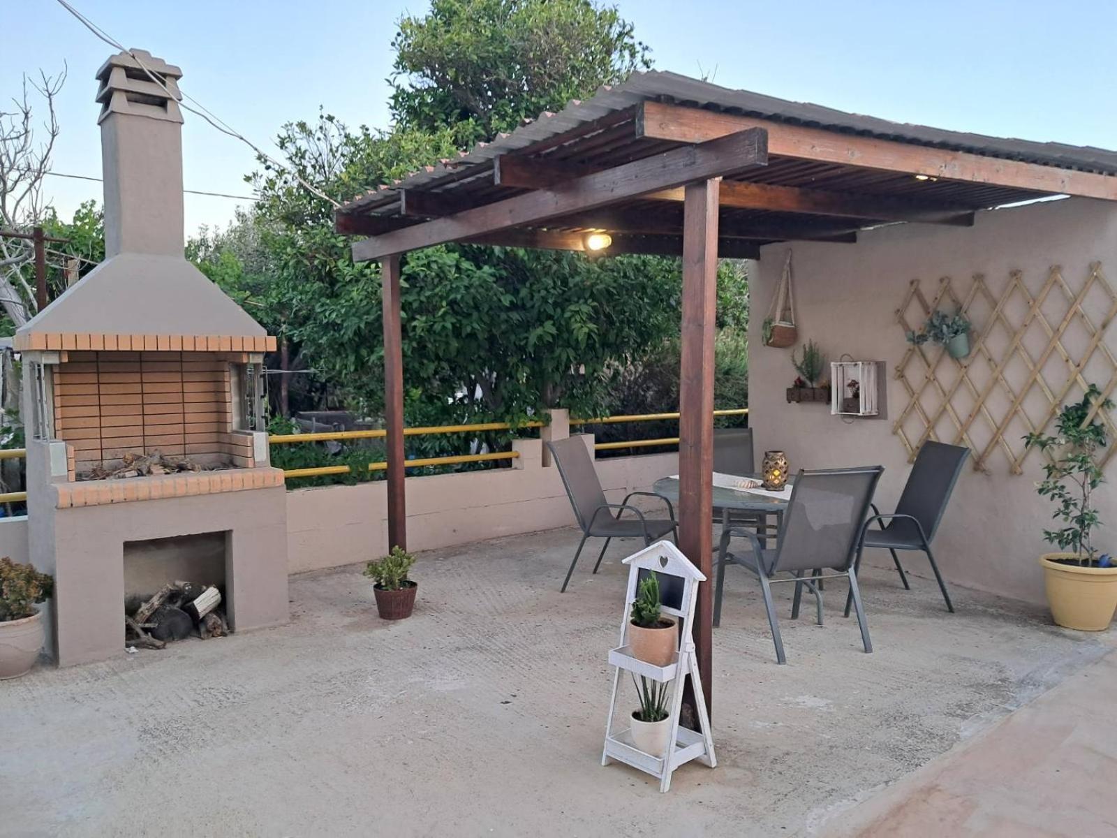La Casa De Ioanna Apartment Kíssamos Екстериор снимка